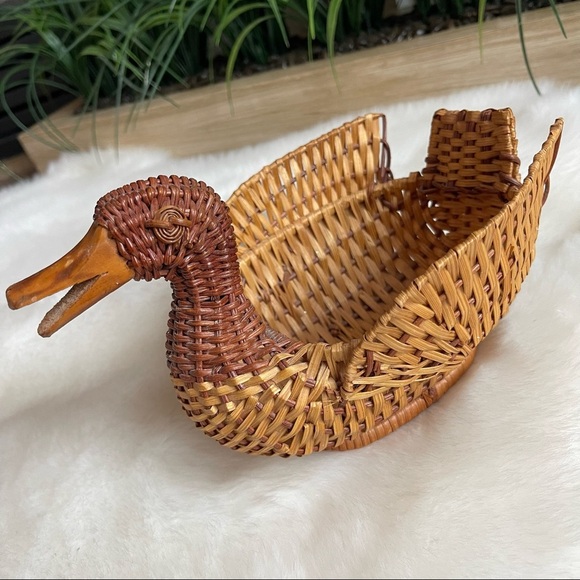 Vintage Wicker Brown Rattan Woven Duck Basket Planter Trinket BOHO 🪴Vibes - Picture 4 of 10